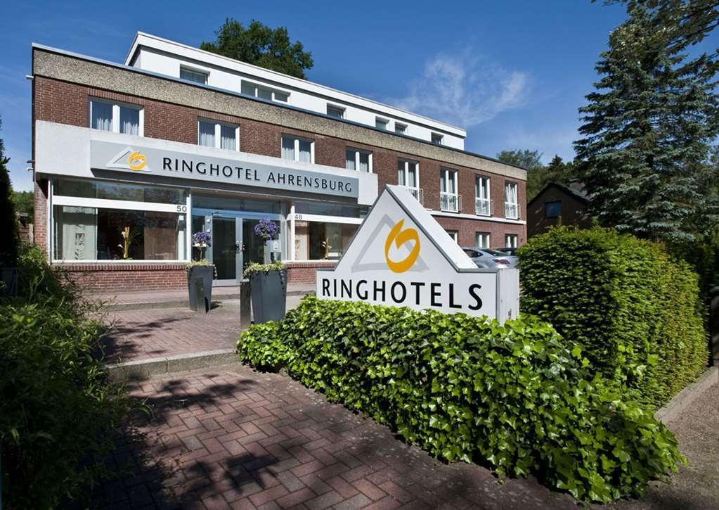 Ringhotel Ahrensburg Buitenkant foto